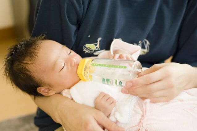赤ちゃんの調乳用に安全なミネラルウォーターとは？